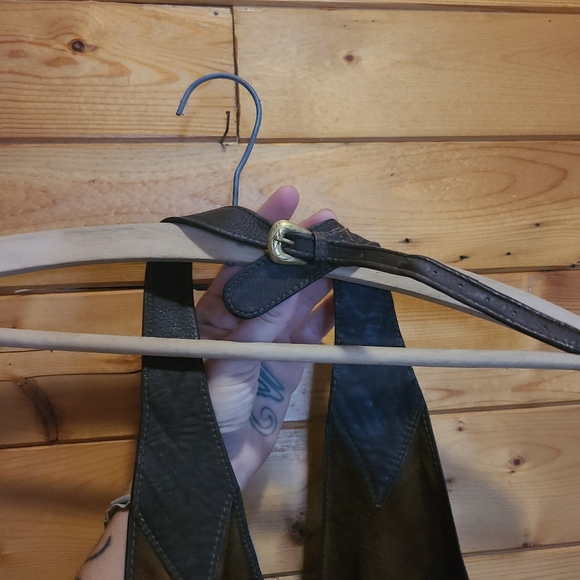 Handmade Leather Halter Bra • W/ Stash pocket - Picture 5 of 8